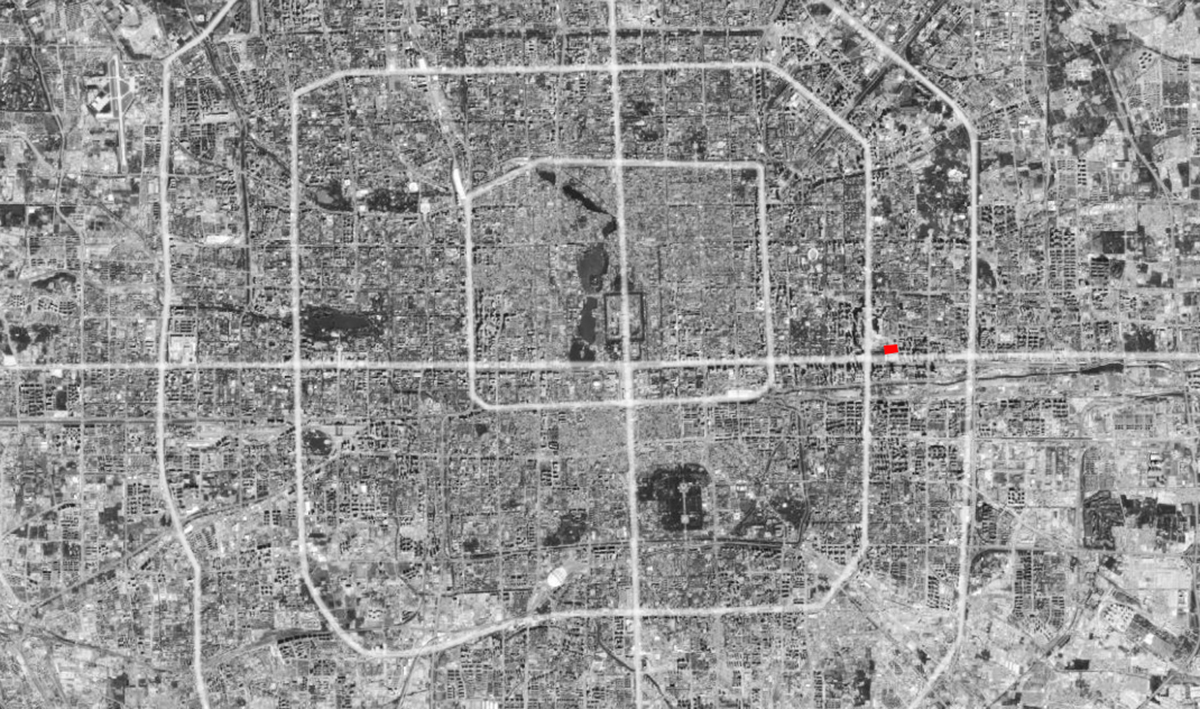 但同时,老厂房蕴含的有关 人体尺度的考量及符合老北京 城市肌理的